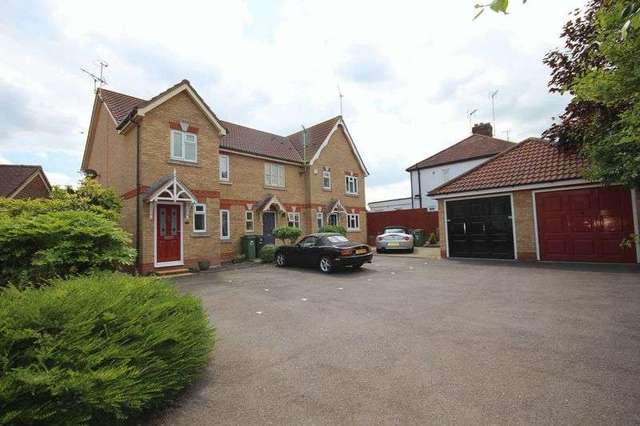  Image of Property for sale in Sun Lido Square Gardens Braintree CM77 at Sun Lido Square Gardens  Braintree, CM77 6GD