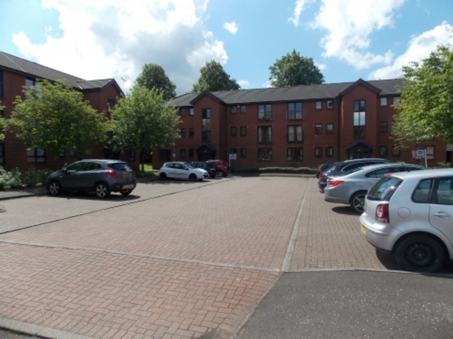  Image of 2 bedroom Flat to rent in Sutcliffe Court Anniesland Glasgow G13 at Anniesland Glasgow Glasgow, G13 1AP