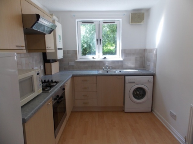  Image of 2 bedroom Flat to rent in Sutcliffe Court Anniesland Glasgow G13 at Anniesland Glasgow Glasgow, G13 1AP
