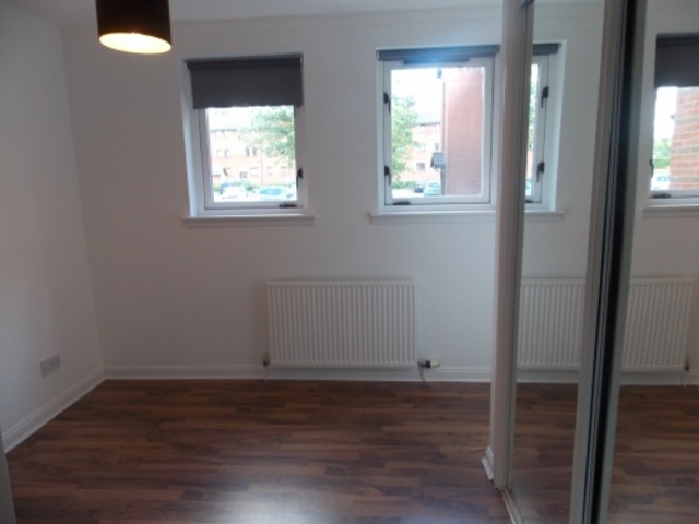  Image of 2 bedroom Flat to rent in Sutcliffe Court Anniesland Glasgow G13 at Anniesland Glasgow Glasgow, G13 1AP