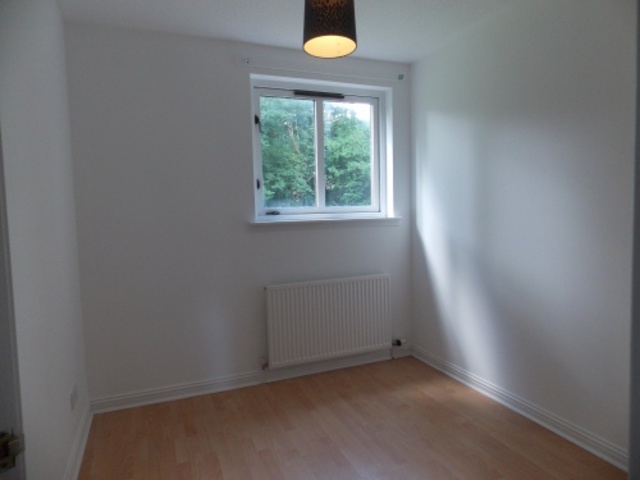  Image of 2 bedroom Flat to rent in Sutcliffe Court Anniesland Glasgow G13 at Anniesland Glasgow Glasgow, G13 1AP