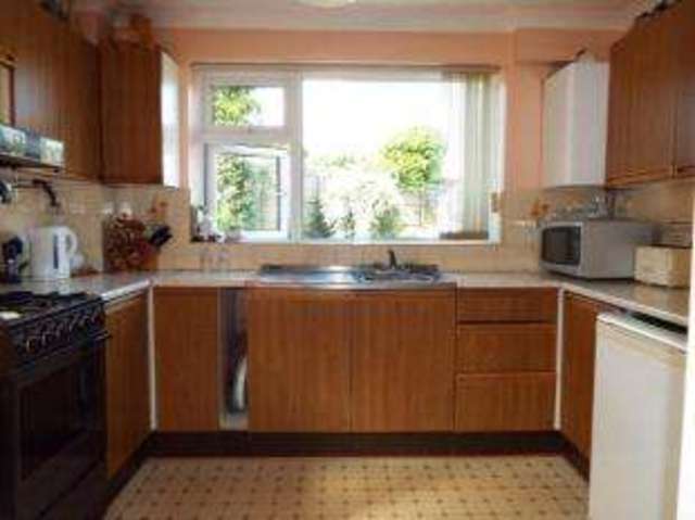  Image of 3 bedroom Detached house for sale in Parkfield Crescent Taunton TA1 at Taunton Somerset Taunton, TA1 4RX