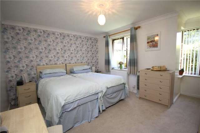  Image of 2 bedroom Flat for sale in High Street Bushey WD23 at High Street Bushey Bushey, WD23 3HH