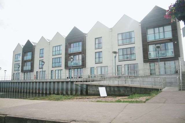  Image of 1 bedroom Flat to rent in Waterside Marina Brightlingsea Colchester CO7 at Waterside Marina Brightlingsea Colchester, CO7 0GB