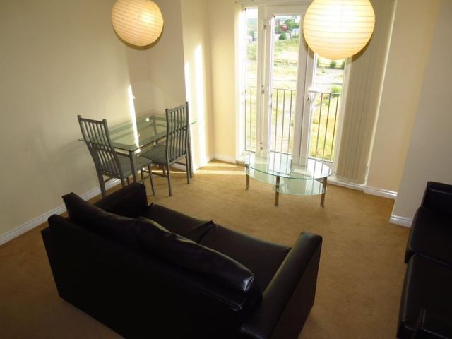  Image of 2 bedroom Apartment to rent in Middlewood Street Salford M5 at Middlewood Street  Salford, M5 4LW