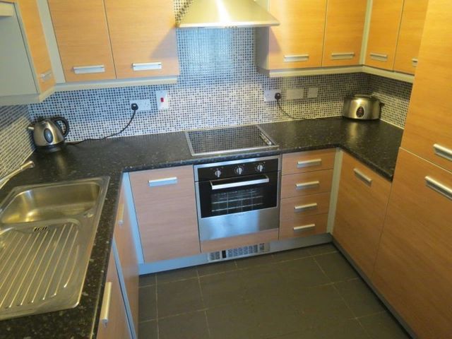  Image of 2 bedroom Apartment to rent in Middlewood Street Salford M5 at Middlewood Street  Salford, M5 4LW
