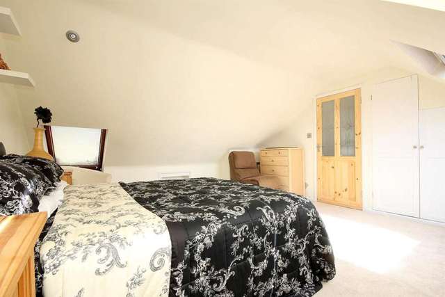  Image of 1 bedroom Maisonette for sale in The Gables Hemel Hempstead HP2 at The Gables, Off Chapel Street Old Town Hemel Hempstead, HP2 5EU