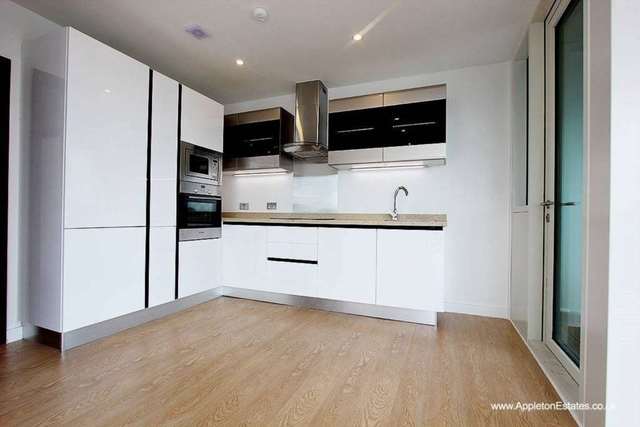  Image of 2 bedroom Apartment to rent in Newgate Croydon CR0 at The Island  Croydon, CR0 2FB