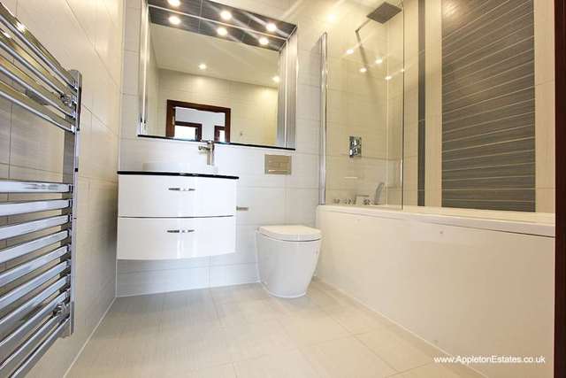  Image of 2 bedroom Apartment to rent in Newgate Croydon CR0 at The Island  Croydon, CR0 2FB