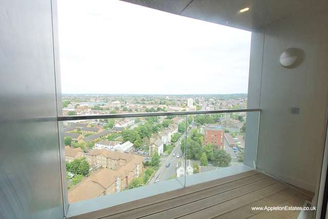 Image of 2 bedroom Apartment to rent in Newgate Croydon CR0 at The Island  Croydon, CR0 2FB