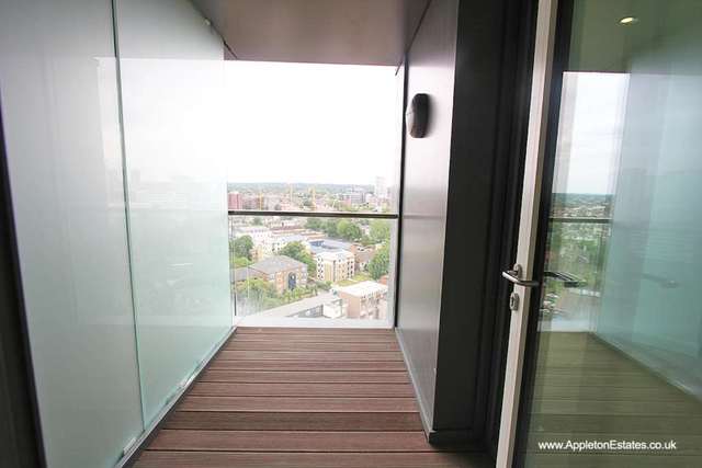  Image of 2 bedroom Apartment to rent in Newgate Croydon CR0 at The Island  Croydon, CR0 2FB