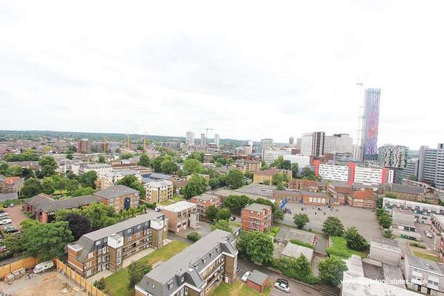  Image of 2 bedroom Apartment to rent in Newgate Croydon CR0 at The Island  Croydon, CR0 2FB