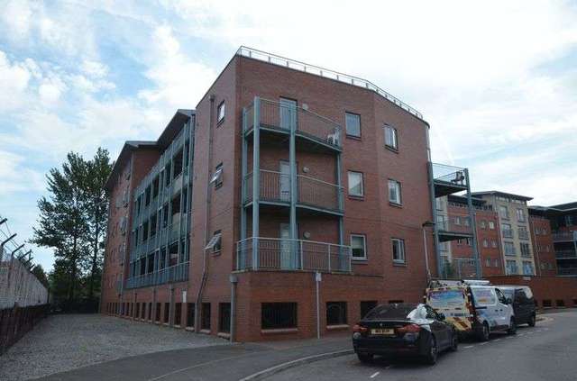  Image of 2 bedroom Flat for sale in Queens Road Chester CH1 at Queens Road  Chester, CH1 3BF