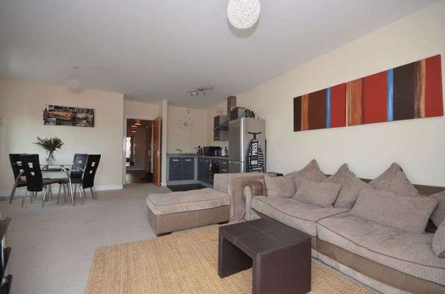  Image of 2 bedroom Flat for sale in Queens Road Chester CH1 at Queens Road  Chester, CH1 3BF