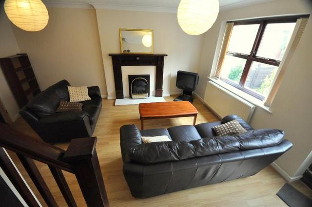  Image of 2 bedroom House Share to rent in The Maltings Hyde Park Leeds LS6 at Leeds, LS6 1RX
