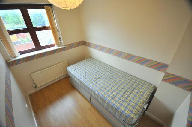  Image of 2 bedroom House Share to rent in The Maltings Hyde Park Leeds LS6 at Leeds, LS6 1RX