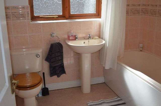  Image of 4 bedroom Detached house to rent in The Meadows Messingham Scunthorpe DN17 at The Meadows Messingham Scunthorpe, DN17 3UD