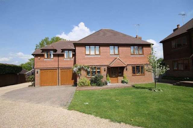  Image of 4 bedroom Detached house for sale in The Nook Sayers Common Hassocks BN6 at The Nook Reeds Lane Sayers Common, BN6 9GE
