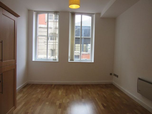  Image of 1 bedroom Apartment to rent in Newton Street Manchester M1 at 72-76 Newton Street  Manchester City, M1 1EU