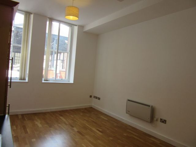  Image of 1 bedroom Apartment to rent in Newton Street Manchester M1 at 72-76 Newton Street  Manchester City, M1 1EU
