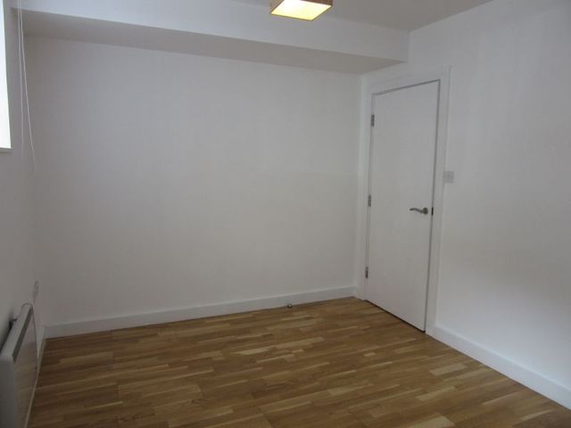  Image of 1 bedroom Apartment to rent in Newton Street Manchester M1 at 72-76 Newton Street  Manchester City, M1 1EU