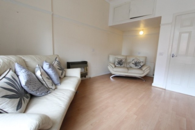  Image of 1 bedroom Flat to rent in Tollcross Road Glasgow G31 at Parkhead Glasgow Glasgow, G31 4XD