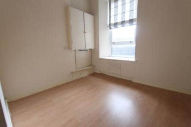  Image of 1 bedroom Flat to rent in Tollcross Road Glasgow G31 at Parkhead Glasgow Glasgow, G31 4XD