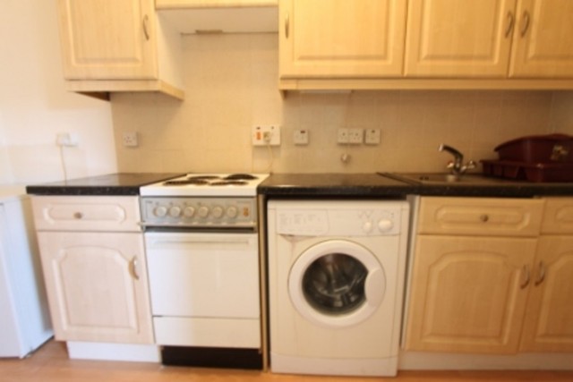  Image of 1 bedroom Flat to rent in Tollcross Road Glasgow G31 at Parkhead Glasgow Glasgow, G31 4XD