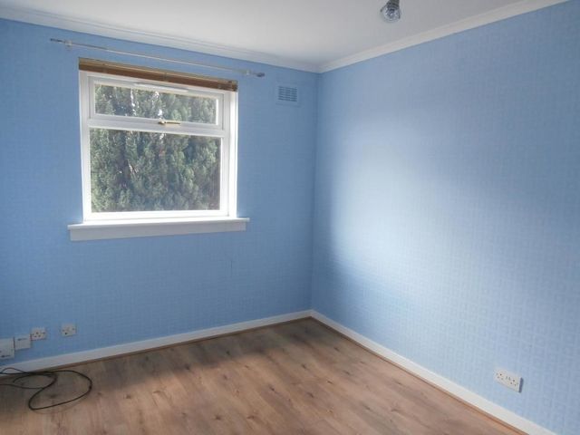  Image of 2 bedroom Flat to rent in Tolsta Crescent Polmont Falkirk FK2 at Polmont Falkirk Falkirk, FK2 0XN