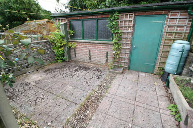  Image of 3 bedroom Detached house to rent in Topsham Road Exeter EX2 at Topsham Road  EXETER, EX2 6HG