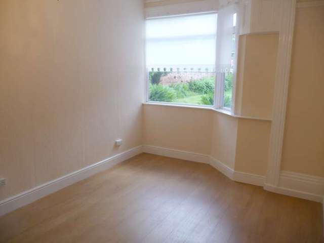  Image of Flat to rent in Trafalgar Road Moseley Birmingham B13 at Trafalgar Road Moseley Birmingham, B13 8BU