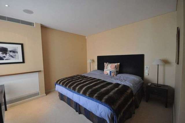  Image of 2 bedroom Flat to rent in Trevor Square London SW7 at Trevor Square  London, SW7 1EA