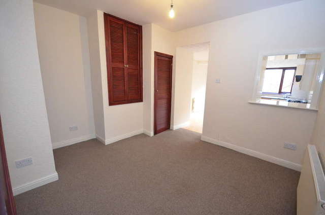  Image of 2 bedroom Terraced house to rent in Tunnel Street Darwen BB3 at Cranberry Darwen Lancashire, BB3 2HG