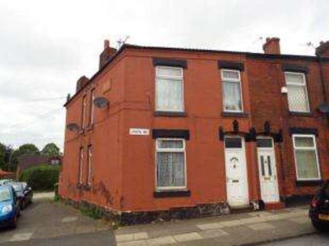  Image of 4 bedroom End of Terrace for sale in Union Road Ashton-under-Lyne OL6 at Ashton-under-Lyne Greater Manchester Hurst, OL6 8JN
