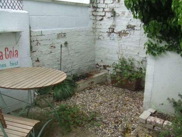 Image of 2 bedroom Terraced house to rent in Upper Park Street Cheltenham GL52 at Upper Park Street  Cheltenham, GL52 6SA