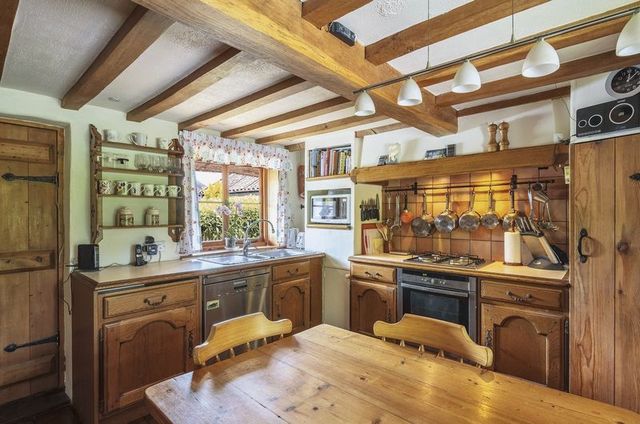  Image of 3 bedroom Cottage for sale in Upper Street Billingford Diss IP21 at Upper Street Billingford Diss, IP21 4HP