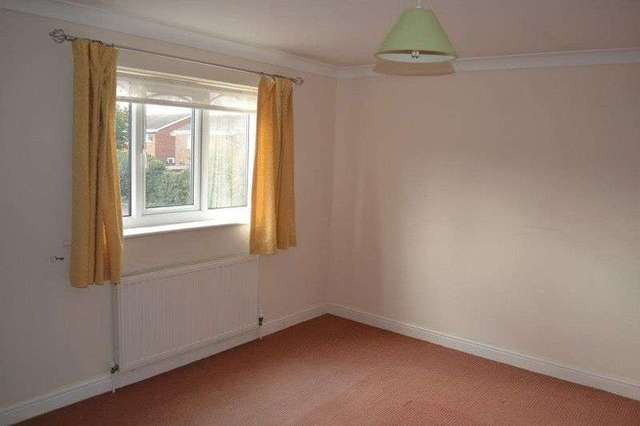  Image of 2 bedroom Semi-Detached house to rent in Vagarth Close Barton-upon-Humber DN18 at Vagarth Close  Barton-Upon-Humber, DN18 5EG
