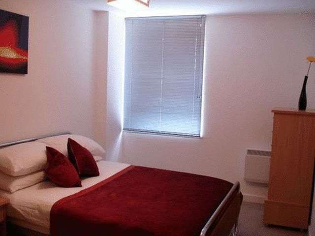  Image of 1 bedroom Property to rent in Hale End Road London E17 at Hale End Road  London, E17 4BG