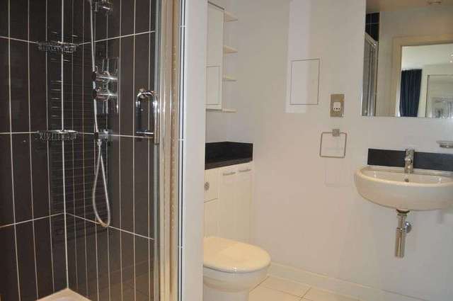  Image of 1 bedroom Property to rent in Mapleton Road London SW18 at Mapleton Road  London, SW18 4GB