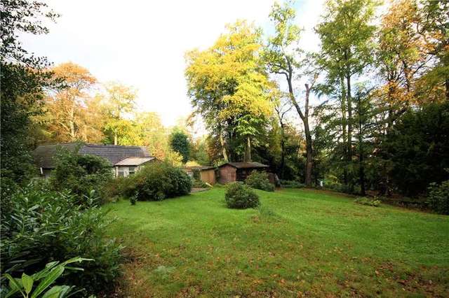  Image of 4 bedroom Detached house for sale in Warren Lane Stanmore HA7 at Stanmore Middlesex Stanmore, HA7 4LB