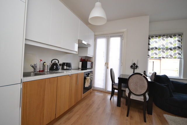  Image of 2 bedroom Property to rent in Welbeck Road New Barnet Barnet EN4 at Barnet, EN4 8RY