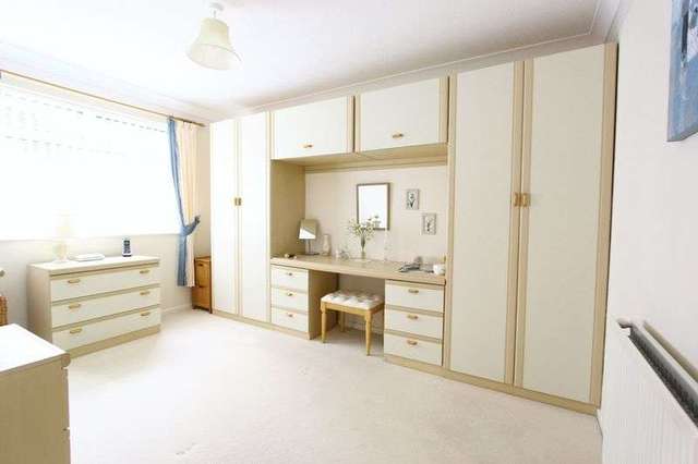  Image of 2 bedroom Detached house for sale in Welwyn Park Drive Hull HU6 at Welwyn Park Drive  Hull, HU6 7DX