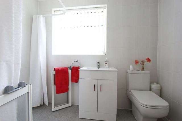  Image of 2 bedroom Detached house for sale in Welwyn Park Drive Hull HU6 at Welwyn Park Drive  Hull, HU6 7DX