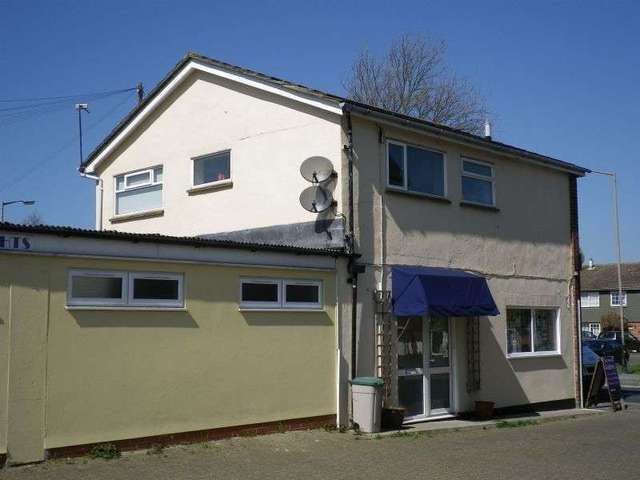  Image of 2 bedroom Flat for sale in Barfield Road West Mersea Colchester CO5 at Barfield Road West Mersea West Mersea, CO5 8QT