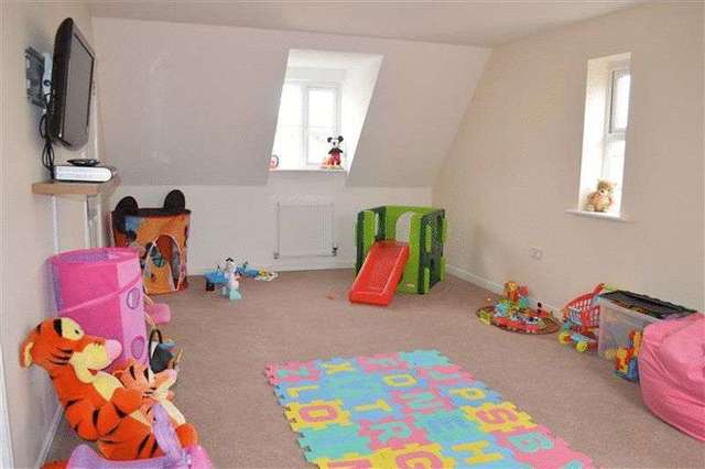  Image of 5 bedroom Detached house for sale in De Salis Park West Wick Weston-super-Mare BS24 at De Salis Park West Wick Weston-Super-Mare, BS24 7FP