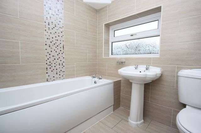  Image of 3 bedroom Semi-Detached house to rent in Westbourne Road Pontefract WF8 at Westbourne Road  Pontefract, WF8 4JY