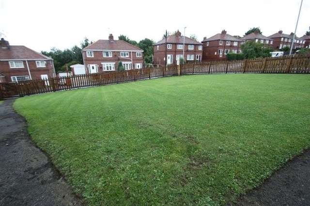  Image of 3 bedroom Semi-Detached house to rent in Westbourne Road Pontefract WF8 at Westbourne Road  Pontefract, WF8 4JY