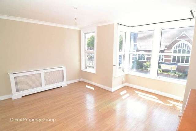  Image of 2 bedroom Flat for sale in London Road Westcliff-on-Sea SS0 at London Road  Westcliff-On-Sea, SS0 7HU
