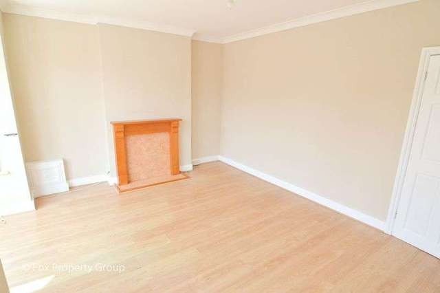  Image of 2 bedroom Flat for sale in London Road Westcliff-on-Sea SS0 at London Road  Westcliff-On-Sea, SS0 7HU