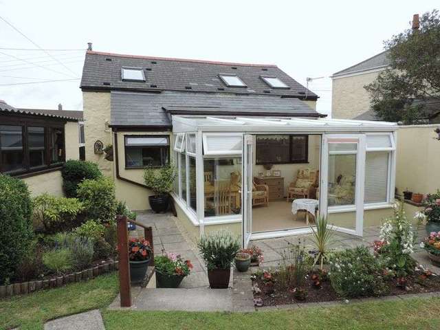  Image of 2 bedroom Cottage for sale in Wheal Montague North Country Redruth TR16 at Wheal Montague North Country Redruth, TR16 4AF